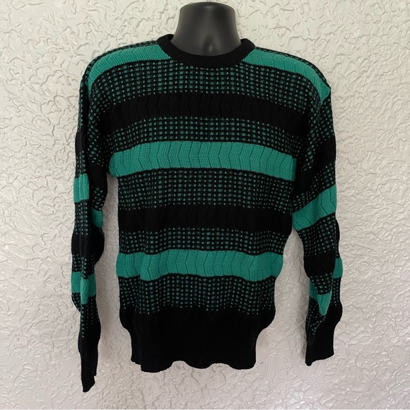 Vintage Striped Knit Sweater Size Medium - Picture 2 of 4
